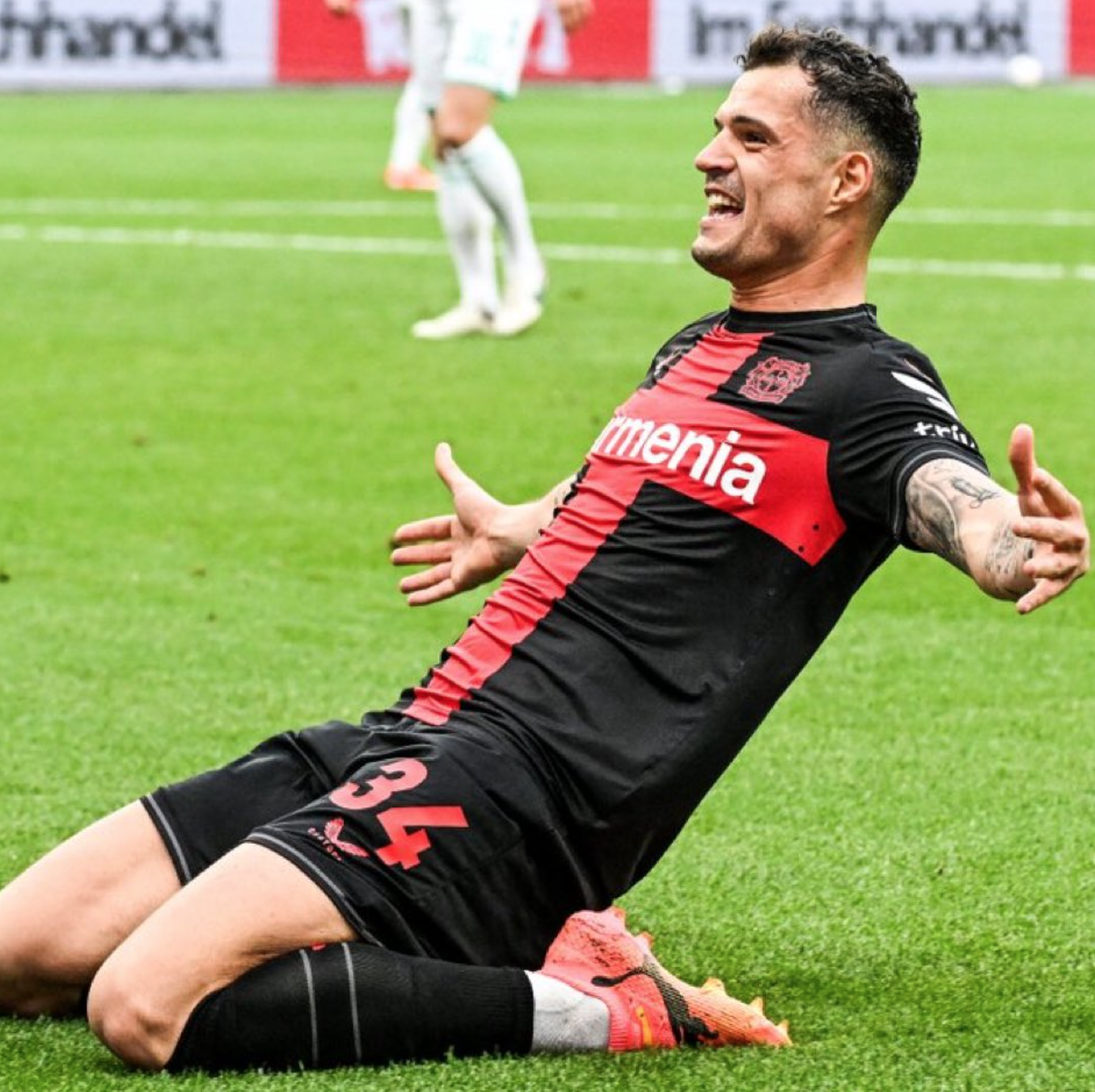  勒沃库森阵容图 